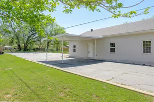 1812 Carpenter St, Bridgeport, TX 76426 - Photo 34