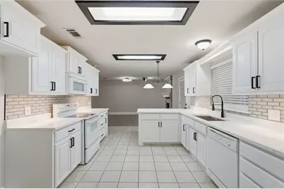 2901 Branch Oaks Drive, Garland, TX 75043 - Photo 4