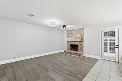 2901 Branch Oaks Drive, Garland, TX 75043 - Photo 8