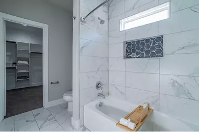 4915 Strobel Avenue, Dallas, TX 75216 - Photo 14