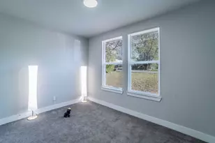 4915 Strobel Ave, Dallas, TX 75216 - Photo 16