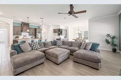 2011 Spieth Street, Granbury, TX 76048 - Photo 8