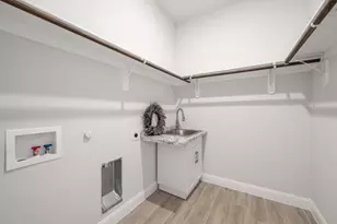 2011 Spieth St, Granbury, TX 76048 - Photo 18