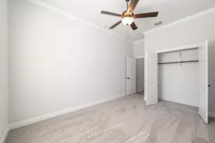 2011 Spieth St, Granbury, TX 76048 - Photo 20