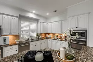 1013 Cross Plains Dr, Allen, TX 75013 - Photo 10