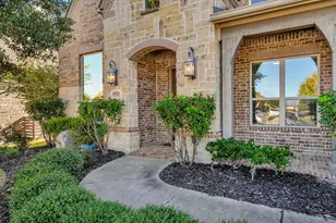 13501 Grand Arbor Ln, Frisco, TX 75035 - Photo 2