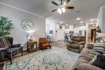 306 Osage Court, Krum, TX 76249 - Photo 8