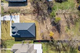 817 N Virginia St, Terrell, TX 75160 - Photo 18