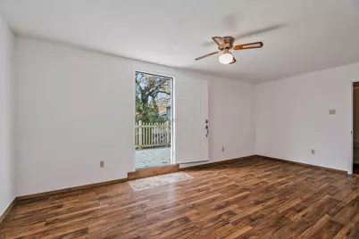 2716 Plover Lane, Irving, TX 75060 - Photo 26