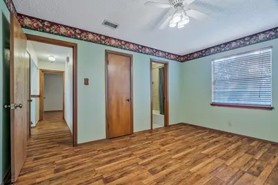 2716 Plover Lane, Irving, TX 75060 - Photo 24