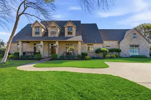 313 Silver Canyon Dr, Fort Worth, TX 76108 - Photo 2