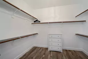 9402 Grosvenor Pl, Frisco, TX 75035 - Photo 32