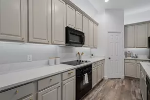 9402 Grosvenor Pl, Frisco, TX 75035 - Photo 18