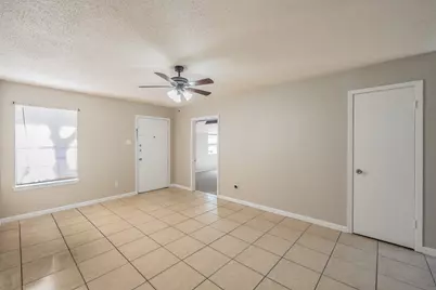 3029 Montclair Place, Denton, TX 76209 - Photo 4