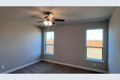 139 Stanton Avenue, Rhome, TX 76078 - Photo 10