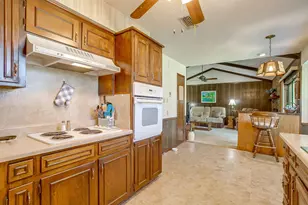206 Laura Dr, Burleson, TX 76028 - Photo 16