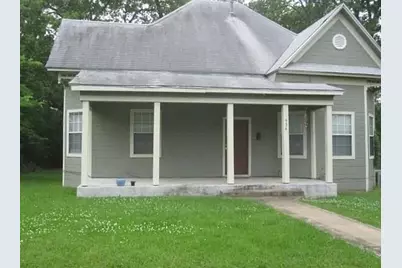 934 SW 4th, Paris, TX 75460 - Photo 1