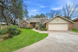 4424 Westridge Ave, Fort Worth, TX 76116 - Photo 2