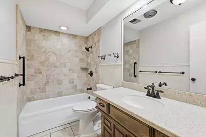 2505 Oak Manor Court, Arlington, TX 76012 - Photo 16