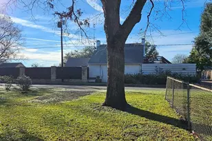 1061 E Walnut St, Hillsboro, TX 76645 - Photo 34