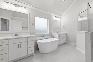 2001 Forest Bridge Dr, Azle, TX 76020 - Photo 22