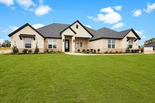 2001 Forest Bridge Dr, Azle, TX 76020 - Photo 2