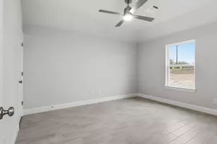 2001 Forest Bridge Dr, Azle, TX 76020 - Photo 26