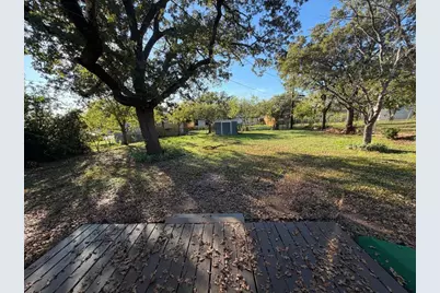 905 Brown Trail, Bedford, TX 76022 - Photo 16