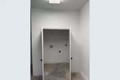 905 Brown Trail, Bedford, TX 76022 - Photo 18