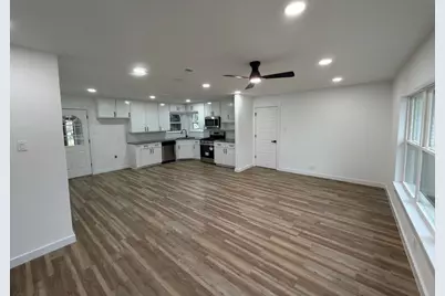 905 Brown Trail, Bedford, TX 76022 - Photo 2