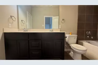 173 Barrington Lane, Lewisville, TX 75067 - Photo 16