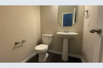 173 Barrington Lane, Lewisville, TX 75067 - Photo 18