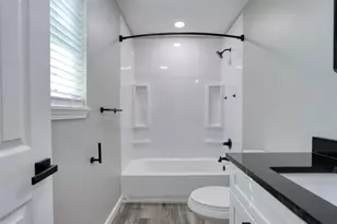 111 Kay, Robinson, TX 76706 - Photo 12