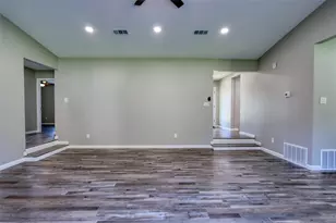 111 Kay, Robinson, TX 76706 - Photo 8