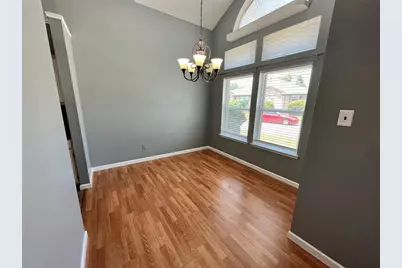 6419 Valleybrooke Court, Arlington, TX 76001 - Photo 6