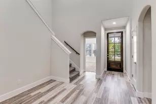 4019 Soloman Dr, Dallas, TX 75212 - Photo 4