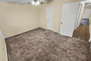 828 Mirabell Ct, Arlington, TX 76015 - Photo 10