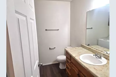 7045 Crosstimbers Lane, North Richland Hills, TX 76182 - Photo 10