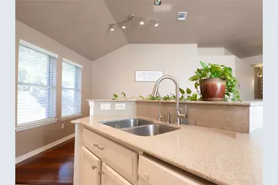 2720 Hilcroft Avenue, Denton, TX 76210 - Photo 10