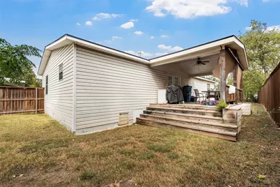 210 W 9th Street, McGregor, TX 76657 - Photo 22