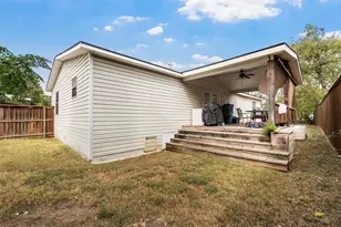 210 W 9th St, McGregor, TX 76657 - Photo 22