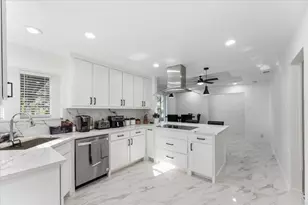 2000 E Branch Hollow Dr, Carrollton, TX 75007 - Photo 10