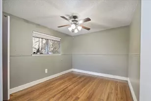 2000 E Branch Hollow Dr, Carrollton, TX 75007 - Photo 26