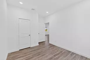 4523 Metropolitan Ave, Dallas, TX 75210 - Photo 18