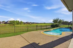 108 Spieth Ct, Granbury, TX 76048 - Photo 30