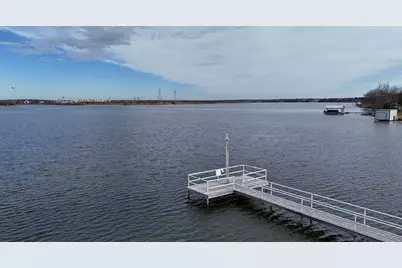 4938 Blue Water Circle, Granbury, TX 76049 - Photo 14