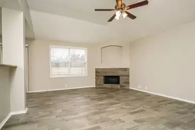 234 Fordham Drive, Glenn Heights, TX 75154 - Photo 2