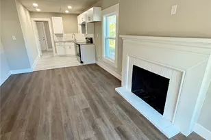 915 Hartsdale Dr, Dallas, TX 75211 - Photo 10