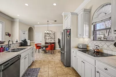 3808 Park Flower Court, Arlington, TX 76017 - Photo 4