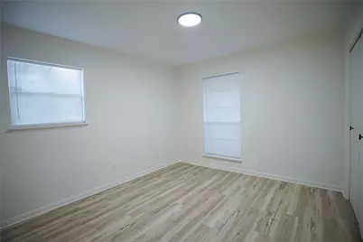 2409 Sunset Lane, Burleson, TX 76028 - Photo 10